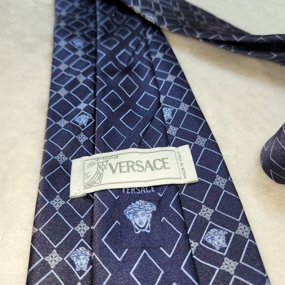 NWOT Versace Silk Neck Tie - Picture 7 of 8